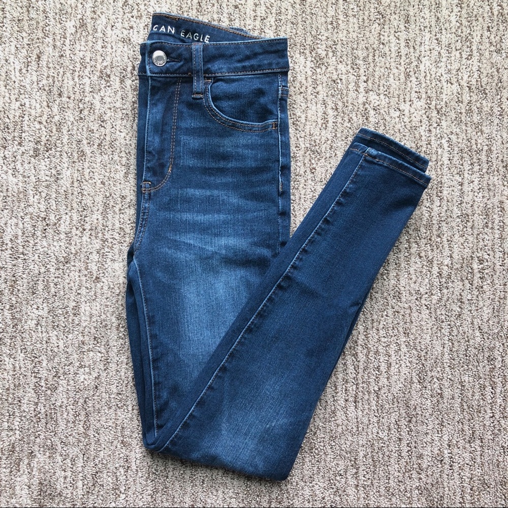 Dark wash skinny jeans